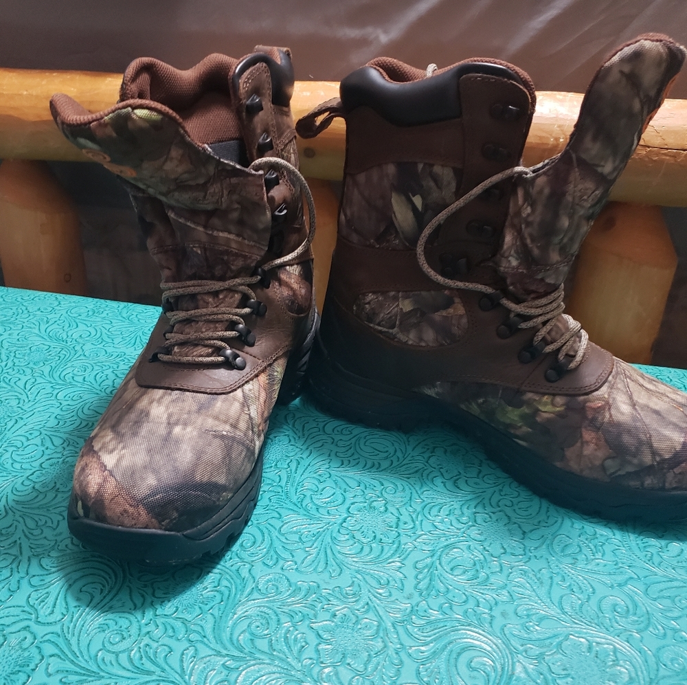 Women's Insulated Camo Boots